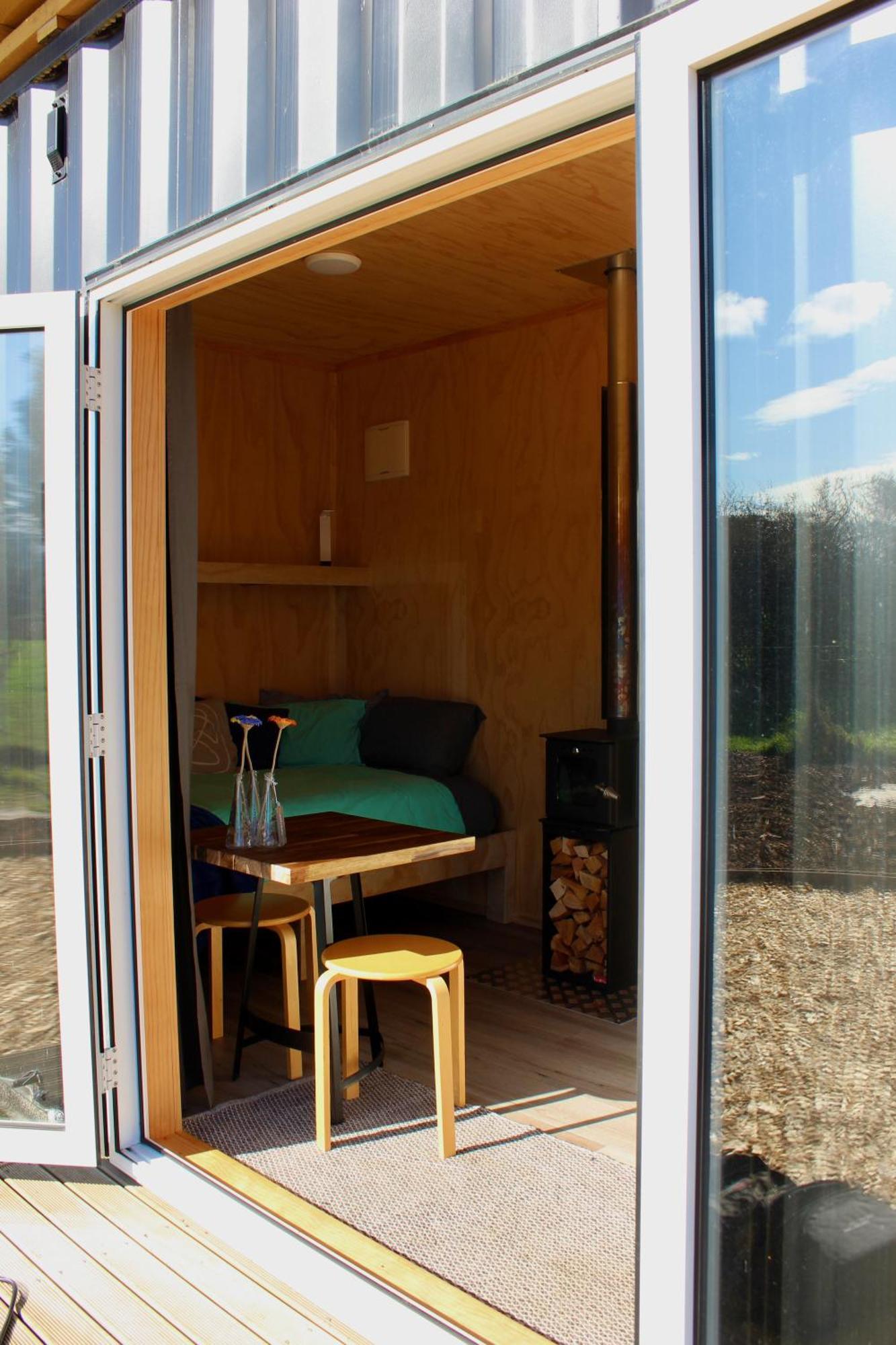 Cosy Tiny Container Cabin Carterton Eksteriør billede